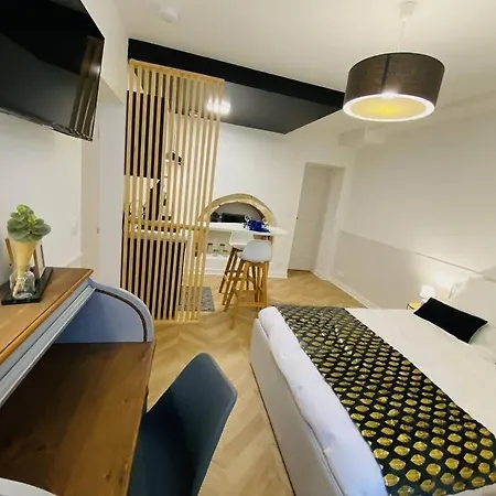 Le Studio Haslay Seraucourt En Plein Coeur De Ville De Bourges - Charme De L Ancien Et Confort Contemporain Exterior photo